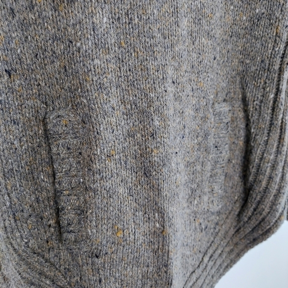 Cynthia Rowley Wool Blend Cowl-Neck Sweater Kangaroo Pockets Rounded Hem Tunic M - Picture 7 of 14